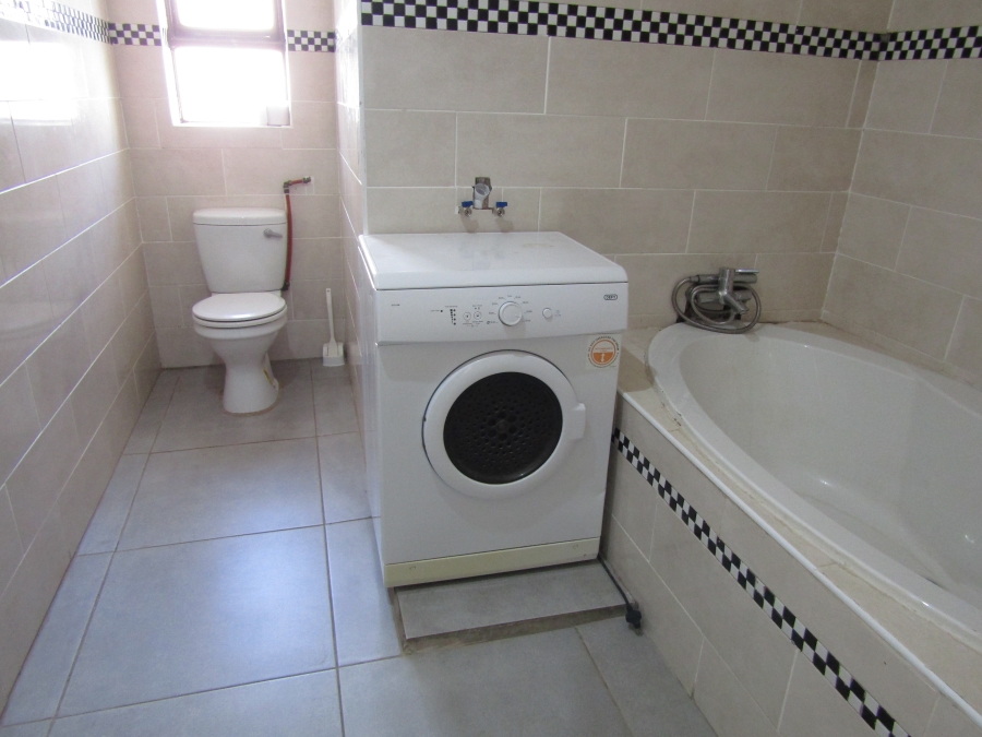 3 Bedroom Property for Sale in Kruisfontein Eastern Cape